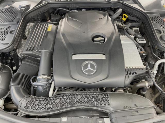Ｃクラスステーションワゴン Ｃ２００　ステーションワゴン　スポーツ　レーダーセーフティＰＫＧ　ＬＥＤヘッドランプ／アダプティブハイビーム　パーキングアシスト　ヘッドアップディスプレイ　純正ナビ　バックカメラ　フルセグＴＶ　前席シートヒーター　電動リアゲート　ＥＴＣ（17枚目）