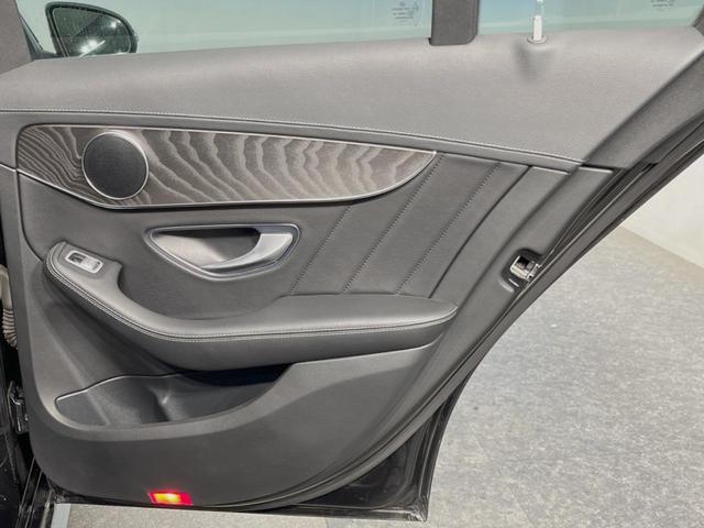Ｃクラスステーションワゴン Ｃ２００　ステーションワゴン　スポーツ　レーダーセーフティＰＫＧ　ＬＥＤヘッドランプ／アダプティブハイビーム　パーキングアシスト　ヘッドアップディスプレイ　純正ナビ　バックカメラ　フルセグＴＶ　前席シートヒーター　電動リアゲート　ＥＴＣ（29枚目）