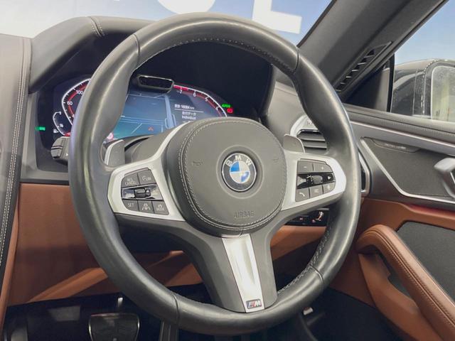８シリーズ ８４０ｉ　グランクーペ　エクスクルーシブ　Ｍスポーツ　パノラマサンルーフ　アクティブクルーズコントロール　３６０°カメラ　レーザーライト　１２．３インチナビ　ｈａｒｍａｎ／ｋａｒｄｏｎサウンド　茶／黒革シート　全席シートヒーター　前席ベンチレーション（22枚目）