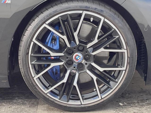 ８シリーズ ８４０ｉ　グランクーペ　エクスクルーシブ　Ｍスポーツ　パノラマサンルーフ　アクティブクルーズコントロール　３６０°カメラ　レーザーライト　１２．３インチナビ　ｈａｒｍａｎ／ｋａｒｄｏｎサウンド　茶／黒革シート　全席シートヒーター　前席ベンチレーション（36枚目）