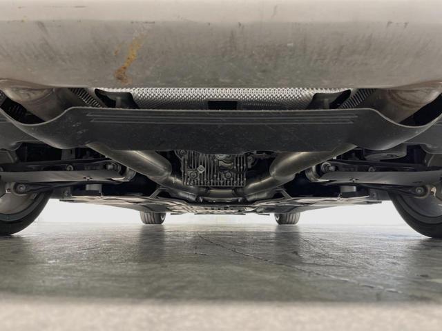 ８シリーズ ８４０ｉ　グランクーペ　エクスクルーシブ　Ｍスポーツ　パノラマサンルーフ　アクティブクルーズコントロール　３６０°カメラ　レーザーライト　１２．３インチナビ　ｈａｒｍａｎ／ｋａｒｄｏｎサウンド　茶／黒革シート　全席シートヒーター　前席ベンチレーション（40枚目）