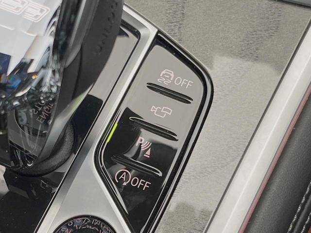 ８シリーズ ８４０ｉ　グランクーペ　エクスクルーシブ　Ｍスポーツ　パノラマサンルーフ　アクティブクルーズコントロール　３６０°カメラ　レーザーライト　１２．３インチナビ　ｈａｒｍａｎ／ｋａｒｄｏｎサウンド　茶／黒革シート　全席シートヒーター　前席ベンチレーション（56枚目）