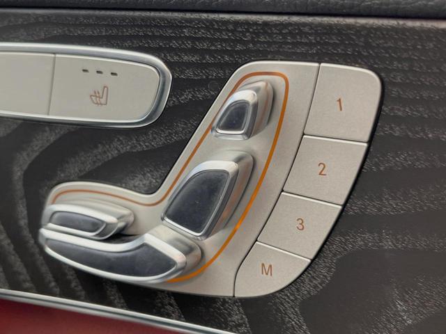 Ｃクラスステーションワゴン Ｃ２００　ステーションワゴン　スポーツ本革仕様　本革仕様　レーダーセーフティＰＫＧ　ＬＥＤヘッドランプ／アダプティブハイビーム　赤革シート　前席シートヒーター　ハンズフリーパワーバックドア　純正ナビ　バックカメラ　フルセグＴＶ　純正１８インチアルミ（9枚目）