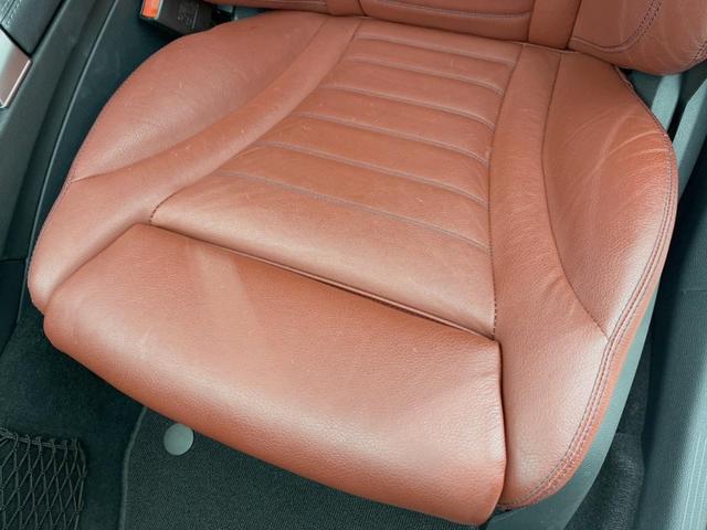 Ｃクラスステーションワゴン Ｃ２００　ステーションワゴン　スポーツ本革仕様　本革仕様　レーダーセーフティＰＫＧ　ＬＥＤヘッドランプ／アダプティブハイビーム　赤革シート　前席シートヒーター　ハンズフリーパワーバックドア　純正ナビ　バックカメラ　フルセグＴＶ　純正１８インチアルミ（24枚目）