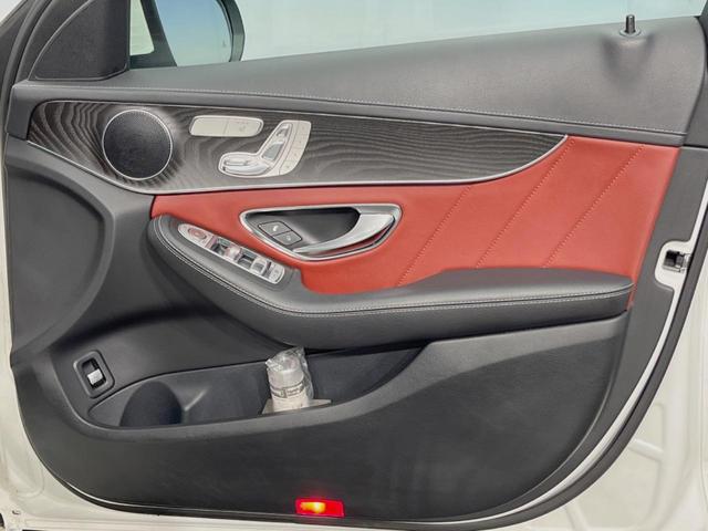 Ｃクラスステーションワゴン Ｃ２００　ステーションワゴン　スポーツ本革仕様　本革仕様　レーダーセーフティＰＫＧ　ＬＥＤヘッドランプ／アダプティブハイビーム　赤革シート　前席シートヒーター　ハンズフリーパワーバックドア　純正ナビ　バックカメラ　フルセグＴＶ　純正１８インチアルミ（28枚目）