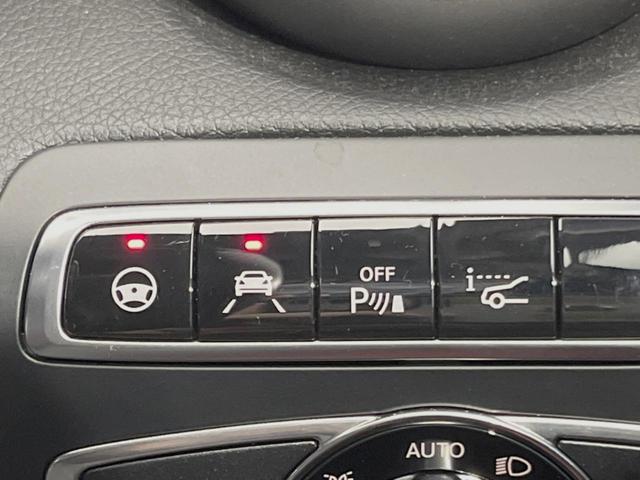 Ｃクラスステーションワゴン Ｃ２００　ステーションワゴン　スポーツ本革仕様　本革仕様　レーダーセーフティＰＫＧ　ＬＥＤヘッドランプ／アダプティブハイビーム　赤革シート　前席シートヒーター　ハンズフリーパワーバックドア　純正ナビ　バックカメラ　フルセグＴＶ　純正１８インチアルミ（44枚目）