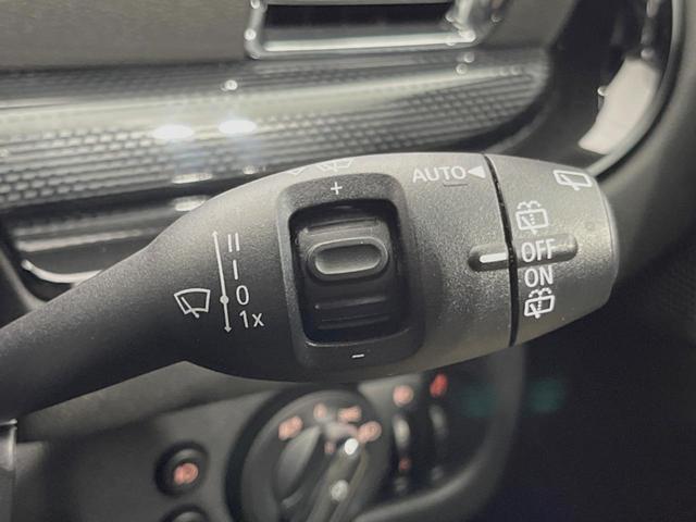 ＭＩＮＩ クーパーＤ　クラブマン　ペッパーＰＫＧ　アクティブクルーズコントロール　ＬＥＤヘッドランプ／ＬＥＤフォグランプ　リアビューカメラ／パークディスタンスコントロール（リア）　インテリジェントセーフティ　コンフォートアクセス（23枚目）