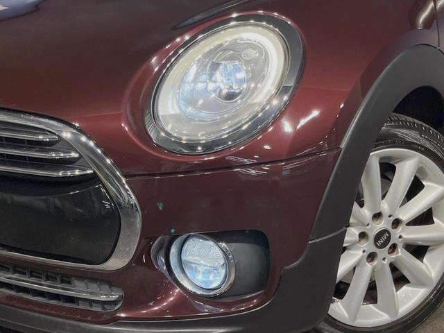 ＭＩＮＩ クーパーＤ　クラブマン　ペッパーＰＫＧ　アクティブクルーズコントロール　ＬＥＤヘッドランプ／ＬＥＤフォグランプ　リアビューカメラ／パークディスタンスコントロール　純正ナビ　インテリジェントセーフティ　１７インチＡＷ　ＥＴＣ（14枚目）