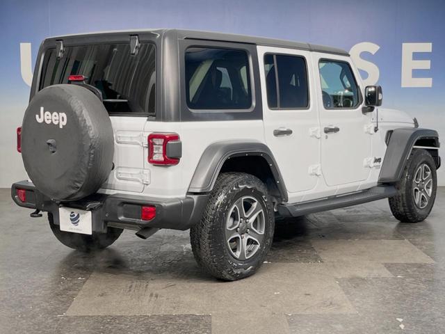 ジープ・ラングラーアンリミテッド スポーツ 4WD Apple Car Play LEDヘッドライト 禁煙 レーダークルーズコントロール バック/サイドカメラ ブラインドスポットモニター 純正17インチアルミホイール 無塗装ハードトップ ETC(52枚目)