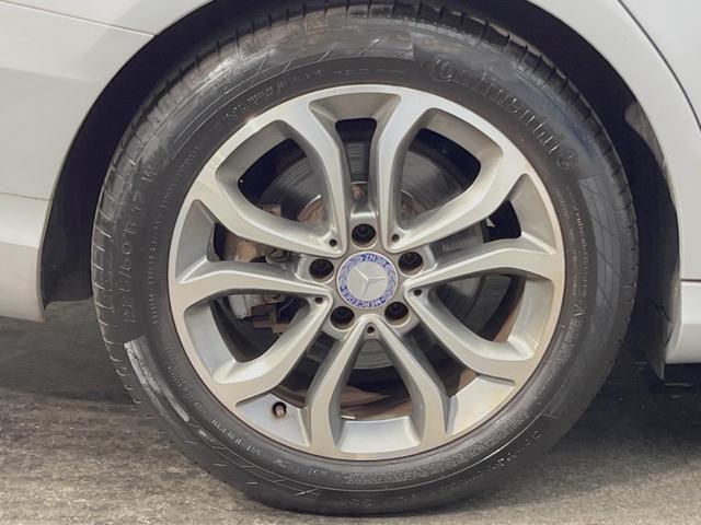 Cクラスステーションワゴン C200ステーションワゴン アバンギャルド レーダーセーフティPKG LEDヘッドランプ/ハイビームアシスト パワーバックドア 前席シートヒーター 運転席メモリ付前席パワーシート 純正ナビ バックカメラ フルセグTV 純正17インチAW(22枚目)