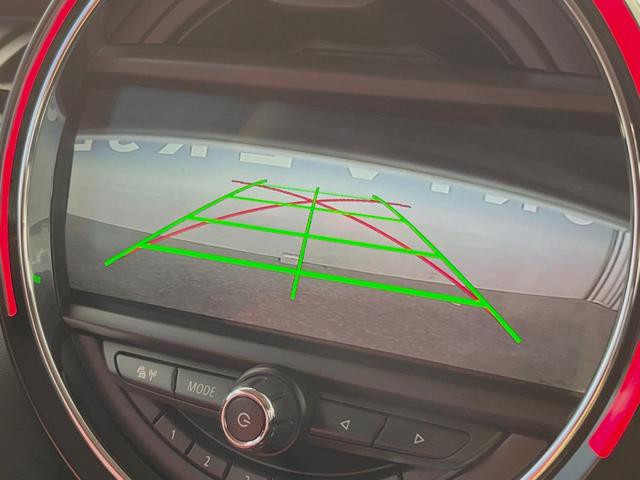 MINI ヴィクトリア 3ドア ナビゲーションPKG LEDヘッドランプ/LEDフォグランプ ユニオンジャックデザインLEDテールレンズ コンフォートアクセス バックカメラ Bluetooth 15インチ5本スポークAW(5枚目)