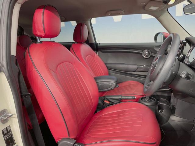 MINI ヴィクトリア 3ドア ナビゲーションPKG LEDヘッドランプ/LEDフォグランプ ユニオンジャックデザインLEDテールレンズ コンフォートアクセス バックカメラ Bluetooth 15インチ5本スポークAW(10枚目)