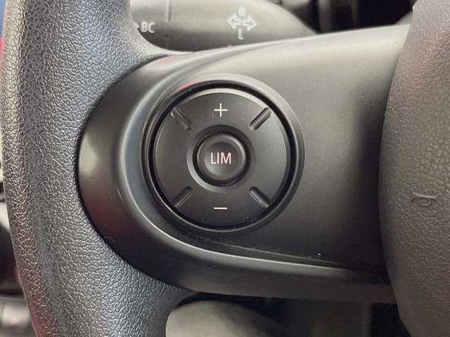 MINI ヴィクトリア 3ドア ナビゲーションPKG LEDヘッドランプ/LEDフォグランプ ユニオンジャックデザインLEDテールレンズ コンフォートアクセス バックカメラ Bluetooth 15インチ5本スポークAW(24枚目)