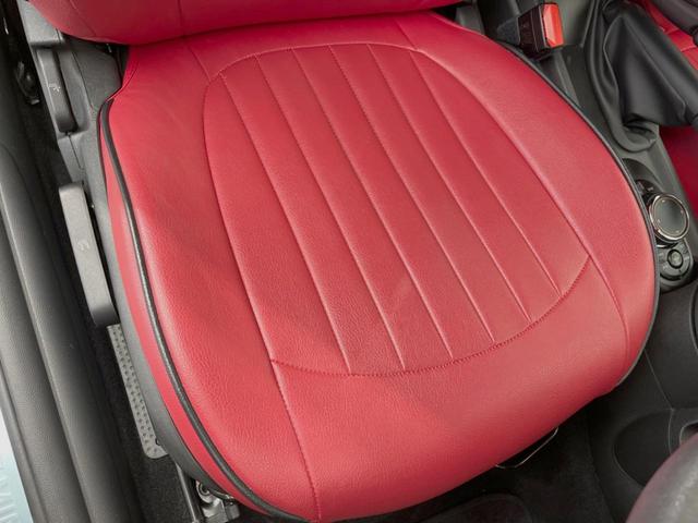 MINI ヴィクトリア 3ドア ナビゲーションPKG LEDヘッドランプ/LEDフォグランプ ユニオンジャックデザインLEDテールレンズ コンフォートアクセス バックカメラ Bluetooth 15インチ5本スポークAW(26枚目)