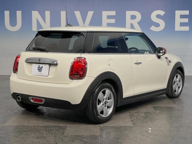 MINI ヴィクトリア 3ドア ナビゲーションPKG LEDヘッドランプ/LEDフォグランプ ユニオンジャックデザインLEDテールレンズ コンフォートアクセス バックカメラ Bluetooth 15インチ5本スポークAW(45枚目)