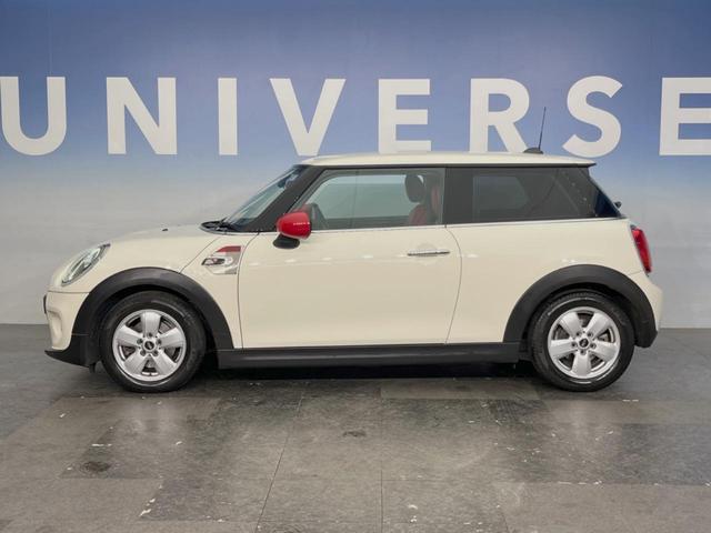 MINI ヴィクトリア 3ドア ナビゲーションPKG LEDヘッドランプ/LEDフォグランプ ユニオンジャックデザインLEDテールレンズ コンフォートアクセス バックカメラ Bluetooth 15インチ5本スポークAW(46枚目)