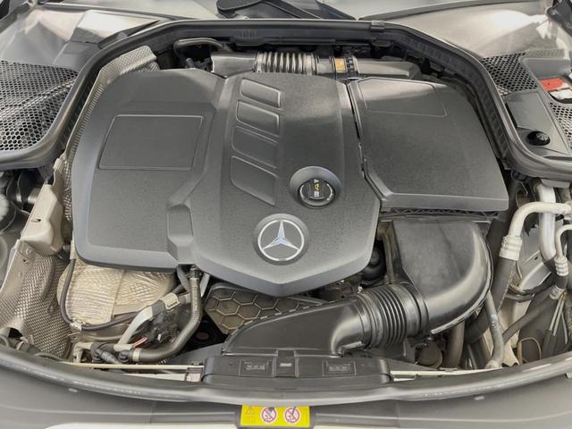 Cクラスステーションワゴン C220dステーションワゴンロレウスEDスポツプラP レーダーセーフティPKG エアサス 純正ナビ TV バックカメラ 純正18インチAW ワイヤレスチャージ 電動リアゲート キーレスゴー レザーシート パワーシート シートヒーター パーキングアシスト(17枚目)