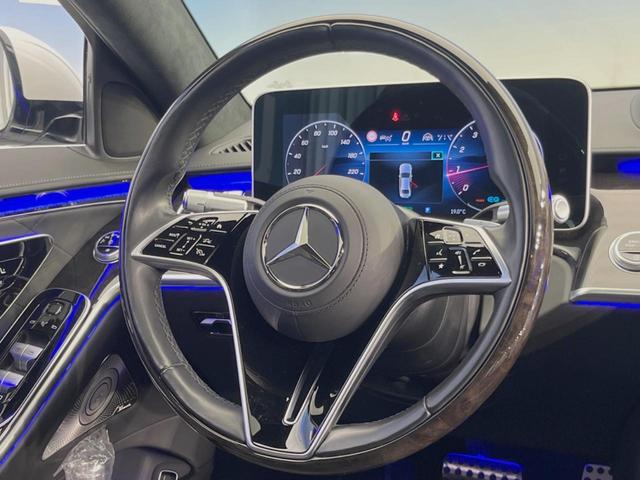 Sクラス S500 4マチックロングファーストEDAMGライン サンルーフ レーダーセーフティ/リアコンフォートPKG カープレイ Brumesterサウンド 360°カメラ 左右後席モニター 全席シートヒーター/ベンチレーション/パワーシート アンビエントライト(11枚目)