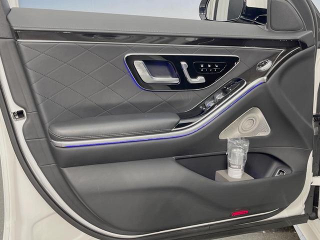Sクラス S500 4マチックロングファーストEDAMGライン サンルーフ レーダーセーフティ/リアコンフォートPKG カープレイ Brumesterサウンド 360°カメラ 左右後席モニター 全席シートヒーター/ベンチレーション/パワーシート アンビエントライト(26枚目)