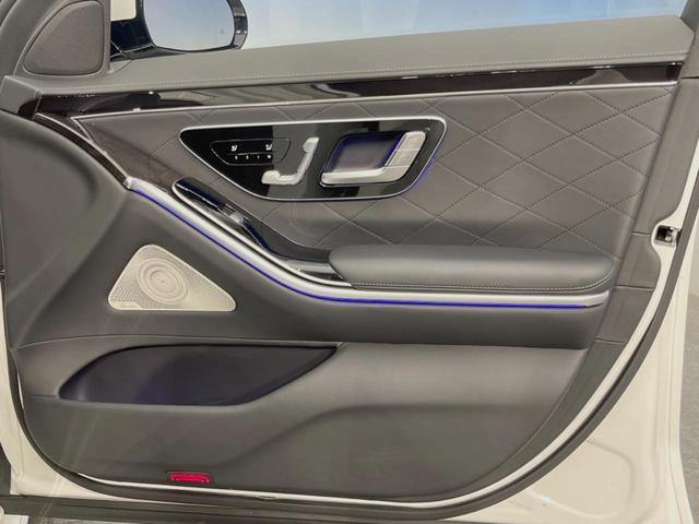 Sクラス S500 4マチックロングファーストEDAMGライン サンルーフ レーダーセーフティ/リアコンフォートPKG カープレイ Brumesterサウンド 360°カメラ 左右後席モニター 全席シートヒーター/ベンチレーション/パワーシート アンビエントライト(27枚目)