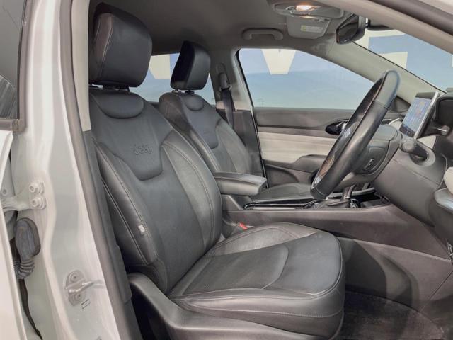 ジープ・コンパス リミテッド アダプティブクルーズコントロール ドライバーアテンションアラート カープレイ 360°カメラ ALPINEスピーカー 電動リアゲート 前席シートヒーター/パワーシート LEDライト ハイビームアシスト(12枚目)