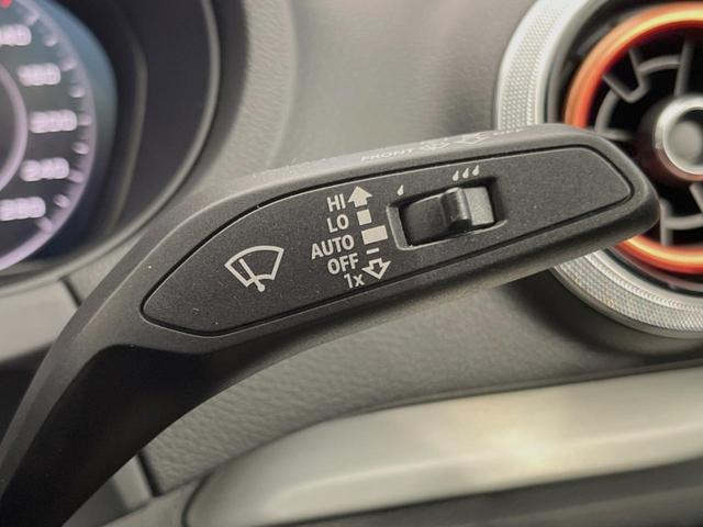 Ａ３ スポーツバック４０ＴＦＳＩクワトロ　スポーツ　ＳラインＰＫＧ　アシスタンスＰＫＧ　コンビニエンスＰＫＧ　アダプティブクルーズコントロール　ＭＭＩナビ　フルセグＴＶ　バックカメラ　ＬＥＤヘッドランプ／ハイビームアシスト　バーチャルコックピット（26枚目）