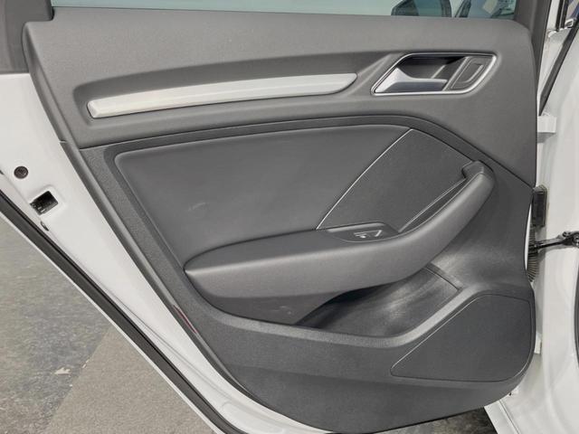 Ａ３ スポーツバック４０ＴＦＳＩクワトロ　スポーツ　ＳラインＰＫＧ　アシスタンスＰＫＧ　コンビニエンスＰＫＧ　アダプティブクルーズコントロール　ＭＭＩナビ　フルセグＴＶ　バックカメラ　ＬＥＤヘッドランプ／ハイビームアシスト　バーチャルコックピット（34枚目）