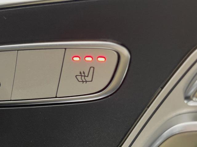 Ｖクラス Ｖ２２０ｄ　スポーツ　ロング　パノラミックスライディングルーフ　レーダーセーフティＰＫＧ　両側パワースライドドア　リアエンターテイメント　Ｂｕｒｍｅｓｔｅｒ　純正ＨＤＤナビ　全周囲カメラ　フルセグＴＶ　黒革　前席シートヒーター（9枚目）