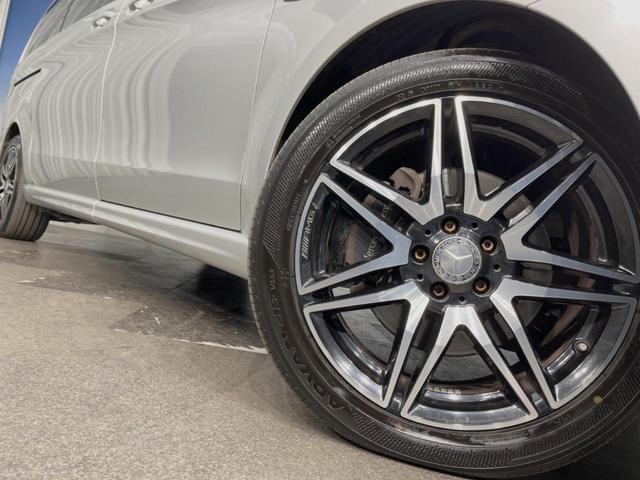 Ｖクラス Ｖ２２０ｄ　スポーツ　ロング　パノラミックスライディングルーフ　レーダーセーフティＰＫＧ　両側パワースライドドア　リアエンターテイメント　Ｂｕｒｍｅｓｔｅｒ　純正ＨＤＤナビ　全周囲カメラ　フルセグＴＶ　黒革　前席シートヒーター（16枚目）