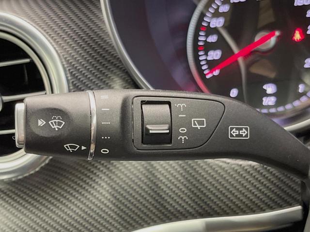 Ｖクラス Ｖ２２０ｄ　スポーツ　ロング　パノラミックスライディングルーフ　レーダーセーフティＰＫＧ　両側パワースライドドア　リアエンターテイメント　Ｂｕｒｍｅｓｔｅｒ　純正ＨＤＤナビ　全周囲カメラ　フルセグＴＶ　黒革　前席シートヒーター（39枚目）