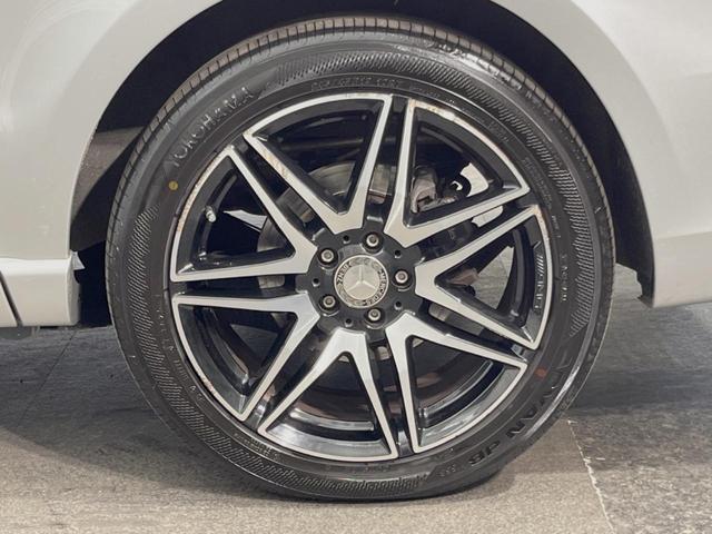 Ｖクラス Ｖ２２０ｄ　スポーツ　ロング　パノラミックスライディングルーフ　レーダーセーフティＰＫＧ　両側パワースライドドア　リアエンターテイメント　Ｂｕｒｍｅｓｔｅｒ　純正ＨＤＤナビ　全周囲カメラ　フルセグＴＶ　黒革　前席シートヒーター（60枚目）