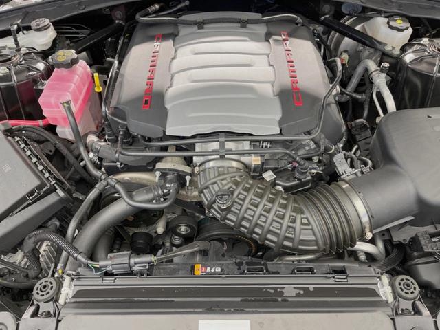 シボレーカマロ ファイナルエディション　左ハンドル　クルーズコントロール　シートヒーター／ベンチレーション　ＢＯＳＥサウンドシステム　Ａｐｐｌｅ　Ｃａｒ　Ｐｌａｙ　バックモニター　アルカンターラコンビシート　車線逸脱防止警報　ＥＴＣ車載機（16枚目）