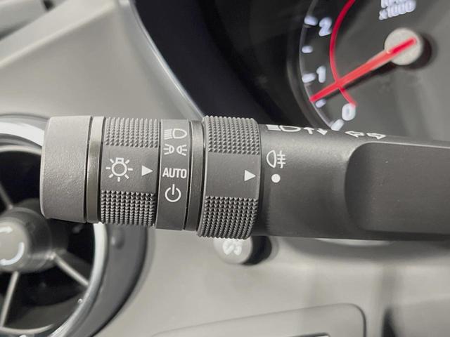 シボレーカマロ ファイナルエディション　左ハンドル　クルーズコントロール　シートヒーター／ベンチレーション　ＢＯＳＥサウンドシステム　Ａｐｐｌｅ　Ｃａｒ　Ｐｌａｙ　バックモニター　アルカンターラコンビシート　車線逸脱防止警報　ＥＴＣ車載機（21枚目）