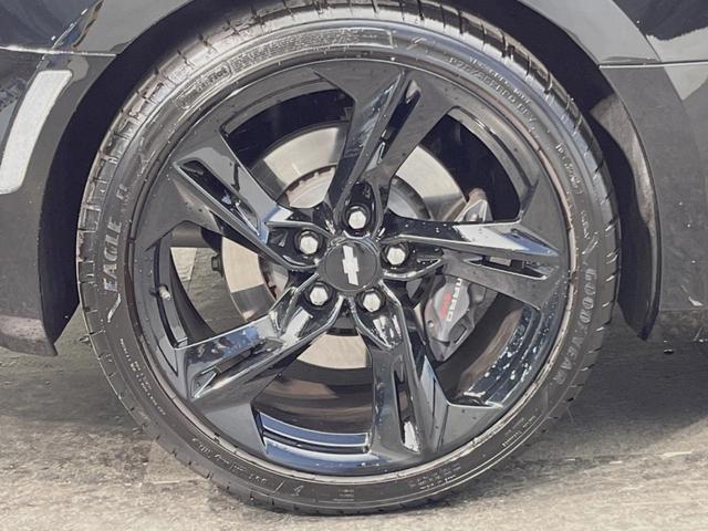 シボレーカマロ ファイナルエディション　左ハンドル　クルーズコントロール　シートヒーター／ベンチレーション　ＢＯＳＥサウンドシステム　Ａｐｐｌｅ　Ｃａｒ　Ｐｌａｙ　バックモニター　アルカンターラコンビシート　車線逸脱防止警報　ＥＴＣ車載機（32枚目）