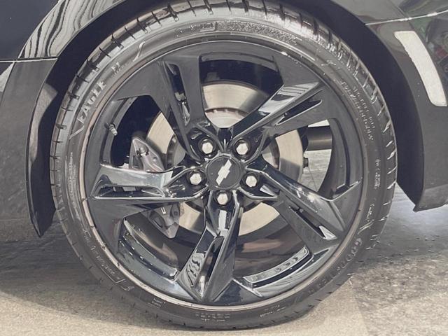 シボレーカマロ ファイナルエディション　左ハンドル　クルーズコントロール　シートヒーター／ベンチレーション　ＢＯＳＥサウンドシステム　Ａｐｐｌｅ　Ｃａｒ　Ｐｌａｙ　バックモニター　アルカンターラコンビシート　車線逸脱防止警報　ＥＴＣ車載機（33枚目）