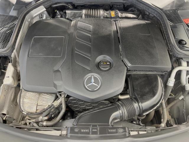 Cクラスステーションワゴン C220d ステーションワゴン アバンギャルド レーダーセーフティPKG LEDヘッドランプ/ハイビームアシスト パーキングアシスト 純正10.25インチナビ リアカメラ フルセグTV Apple Car Play 前席シートヒーター/パワーシート(16枚目)