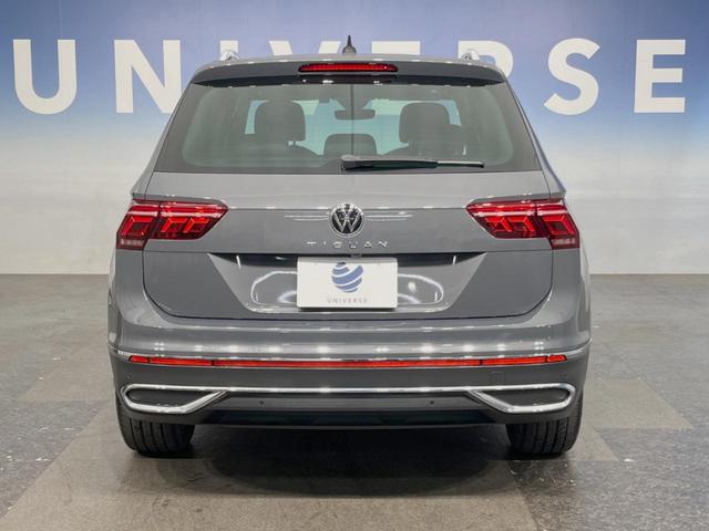 ティグアン TSI ファーストエディション サンルーフ ラグジュアリーPKG オールインセーフティ アクティブクルーズコントロール harman/kardonサウンド 360°カメラ DiscoverPro LEDマトリクスヘッドランプ ETC(19枚目)