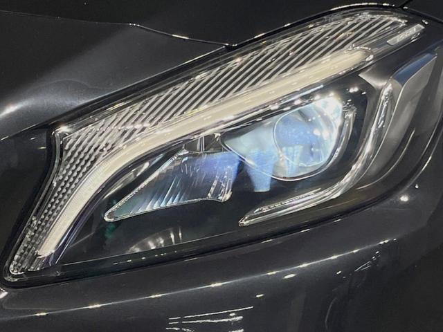 ●ＬＥＤヘッドライト：夜間走行時も良好な視界を確保し安心して運転できる高輝度ＬＥＤヘッドライトを装備！点灯速度が早く、消費電力も抑えられています。