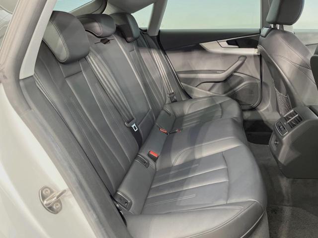 Ａ５スポーツバック ２．０ＴＦＳＩクワトロ　スポーツ　マトリクスＬＥＤヘッドランプＰＫＧ　純正ナビ　ＴＶ　バックカメラ　アクティブクルーズ　衝突軽減　バーチャルコックピット　電動リアゲート　レザーシート　ＥＴＣ　パワーシート　シートヒーター　スマートキー（11枚目）