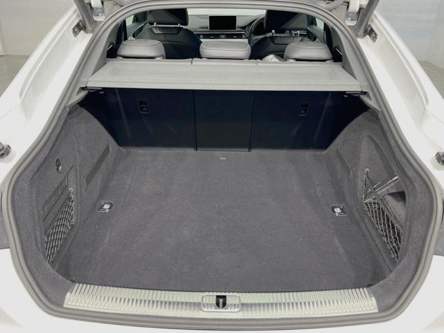 Ａ５スポーツバック ２．０ＴＦＳＩクワトロ　スポーツ　Ｓラインパッケージ　アダプティブクルーズ　プレセンスシティ　マトリクスＬＥＤヘッドライト　バーチャルコックピット　純正ナビ　地デジＴＶ　バックカメラ　純正１８インチＡＷ　シートヒーター　ハイビームＡ（19枚目）