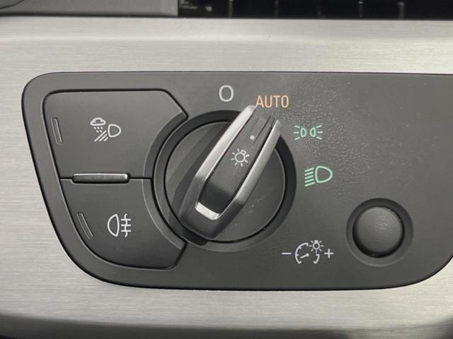 Ａ５スポーツバック ２．０ＴＦＳＩクワトロ　スポーツ　Ｓラインパッケージ　アダプティブクルーズ　プレセンスシティ　マトリクスＬＥＤヘッドライト　バーチャルコックピット　純正ナビ　地デジＴＶ　バックカメラ　純正１８インチＡＷ　シートヒーター　ハイビームＡ（47枚目）