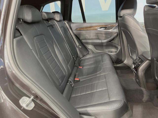 X3 xDrive 20d Mスポーツ パーキングアシスト/ドライビングアシストプラス リバースアシスト 純正ナビ 360度カメラ カープレイ パワーバックドア コンフォートアクセス ヘッドアップディスプレイ 革シート 純正19インチAW(12枚目)