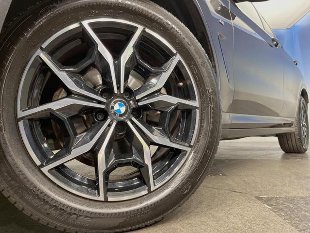 X3 xDrive 20d Mスポーツ パーキングアシスト/ドライビングアシストプラス リバースアシスト 純正ナビ 360度カメラ カープレイ パワーバックドア コンフォートアクセス ヘッドアップディスプレイ 革シート 純正19インチAW(19枚目)