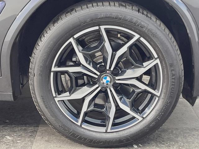X3 xDrive 20d Mスポーツ パーキングアシスト/ドライビングアシストプラス リバースアシスト 純正ナビ 360度カメラ カープレイ パワーバックドア コンフォートアクセス ヘッドアップディスプレイ 革シート 純正19インチAW(22枚目)