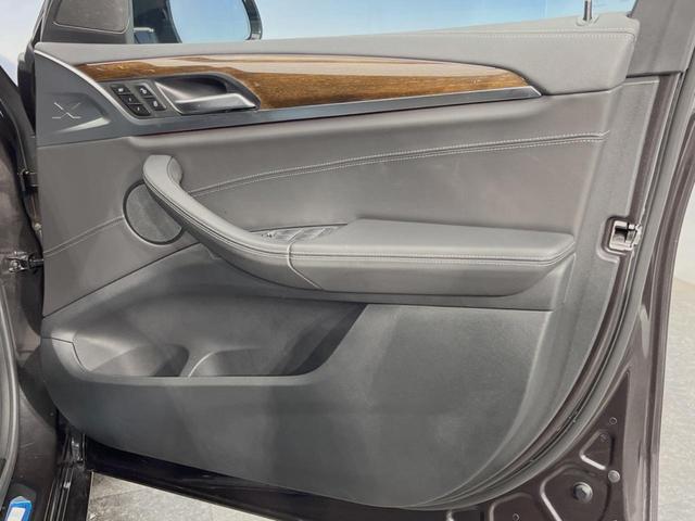 X3 xDrive 20d Mスポーツ パーキングアシスト/ドライビングアシストプラス リバースアシスト 純正ナビ 360度カメラ カープレイ パワーバックドア コンフォートアクセス ヘッドアップディスプレイ 革シート 純正19インチAW(32枚目)