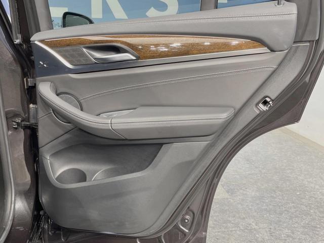 X3 xDrive 20d Mスポーツ パーキングアシスト/ドライビングアシストプラス リバースアシスト 純正ナビ 360度カメラ カープレイ パワーバックドア コンフォートアクセス ヘッドアップディスプレイ 革シート 純正19インチAW(34枚目)