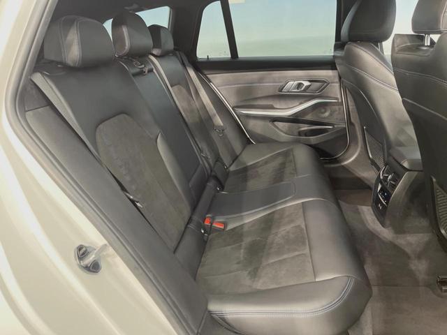 3シリーズ 320d xDriveツーリングMスポツEDジョイ+ コンフォートPKG アクティブクルーズコントロール ヘッドアップディスプレイ 360°カメラ 純正ナビ LEDヘッドランプ/ハイビームアシスト 前席シートヒーター/パワーシート 電動リアゲート 禁煙車(14枚目)