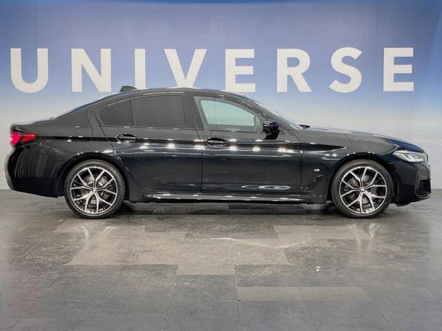 ５シリーズ ５２３ｄ　ｘＤｒｉｖｅＭスポーツエディションジョイ＋　パーキングアシストプラス／ドライビングアシスト　アダプティブクルーズ　純正ナビ　ＴＶ　３６０度カメラ　レザーシート　パワーシート　シートヒーター　電動リアゲート　純正１９インチＡＷ　ＬＥＤヘッドライト（17枚目）