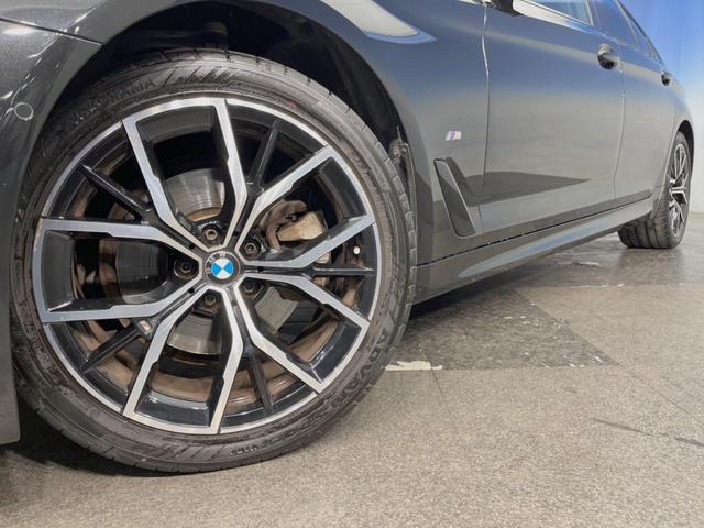 ５シリーズ ５２３ｄ　ｘＤｒｉｖｅＭスポーツエディションジョイ＋　パーキングアシストプラス／ドライビングアシスト　アダプティブクルーズ　純正ナビ　ＴＶ　３６０度カメラ　レザーシート　パワーシート　シートヒーター　電動リアゲート　純正１９インチＡＷ　ＬＥＤヘッドライト（18枚目）