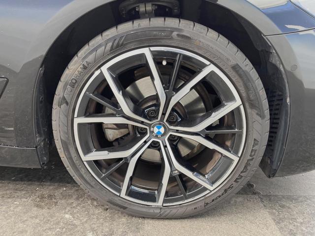 ５シリーズ ５２３ｄ　ｘＤｒｉｖｅＭスポーツエディションジョイ＋　パーキングアシストプラス／ドライビングアシスト　アダプティブクルーズ　純正ナビ　ＴＶ　３６０度カメラ　レザーシート　パワーシート　シートヒーター　電動リアゲート　純正１９インチＡＷ　ＬＥＤヘッドライト（26枚目）